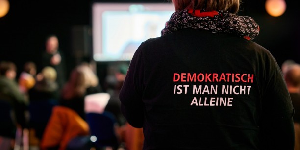 Gemeinsam durch unsichere Zeiten. Foto: Anton Filonenko