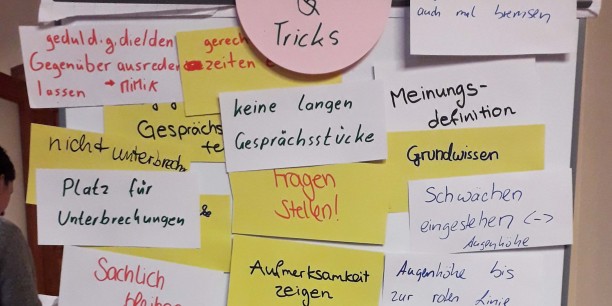 Die Bubble Crasher sammelten gemeinsam Tipps und Tricks zum Gelingen guter Gespräche. Foto: @ Ev. Akademie Sachsen-Anhalt