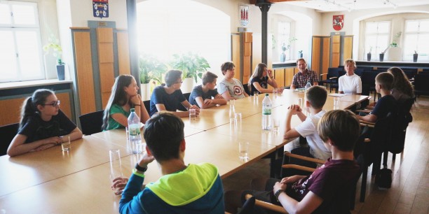  Zu Gast bei Kinderbürgermeisterin Annette Backhaus im Ratssaal der Stadt Eisenach. Foto: © Désirée Reuther/ EAT