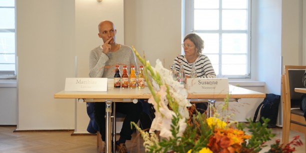 Susanne Niemeyer und Matthias Lemme, beide aus Hamburg, leiteten die Arbeitseinheiten an. Foto: © EAT