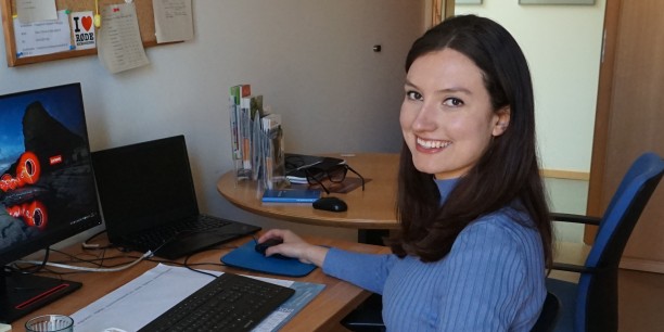 Auch wenn derzeit die Arbeitstage im Home Office überwiegen, konnte Sibylle Wuttke ihr Büro in Neudietendorf bereits beziehen. Foto: © Zubarik/EAT