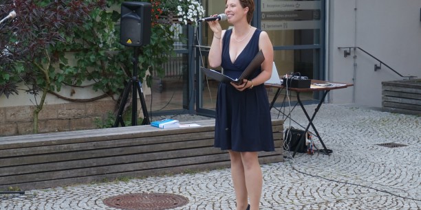 Musikalisch begleitet wurde das Sommerfest von Leni Kästner. Foto: ©Désirée Frahnow