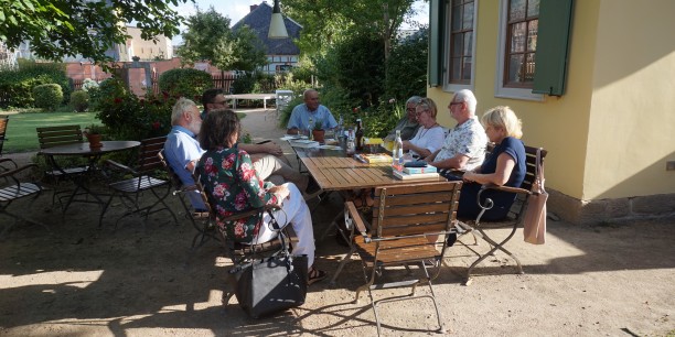 Ein schöner Ort für literarische Gespräche: der Garten des Schillerhauses in Rudolstadt. Foto: (c) Zubarik/EAT