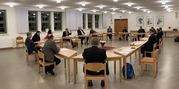 Im Erfurter Bildungshaus St. Martin trafen sich die Spitzen des Thüringer Handwerktags, des Bistums Erfurt und der EKM zu einem Hintergrundgespräch. Foto: © Holger Lemme/EAT.