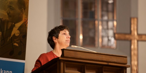 Professorin Dr. Dr. h.c. Margot Käßmann sprach auf der Tagung zum gleichnamigen Band 2015 in Jena. Auch Sie hat einen Beitrag in der Publikation verfasst. Foto: ©Tina Peißker