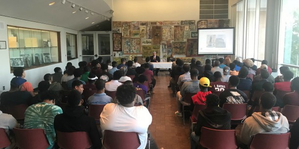 Viele interessierte Studierende hörten dem Podiumsgespräch zu. © Goethe-Zentrum Atlanta 