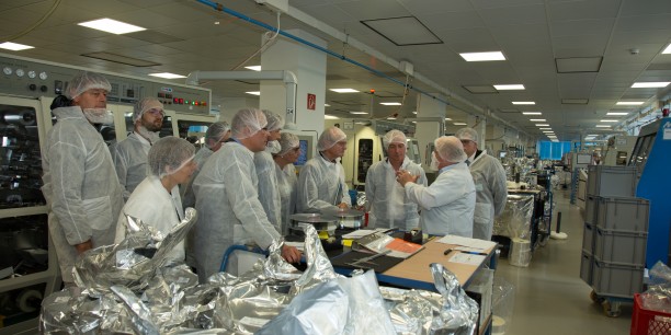 Im Vorfeld der Diskussionsveranstaltung hatten die Teilnehmenden die Gelegenheit, sich bei der Geraer Electronicon Kondensatoren GmbH ein Bild über die fortschreitende Digitalisierung in der Produktionstechnik zu machen. Foto: ©Andreas Kinder