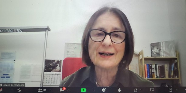 Prof. Dr. Irina Scherbakowa (Menschenrechtsaktivistin, Memorial) spricht auf dem Online-Studienabend zur Opposition in Russland, Foto: (c) Kranich/EAT.