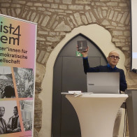 Prof. Dr. Rieger-Ladich im Vortrag | Foto: © Sauer/EAT